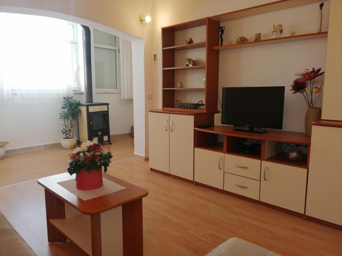 Apartments Doris & Petra Lokva Rogoznica Exterior foto